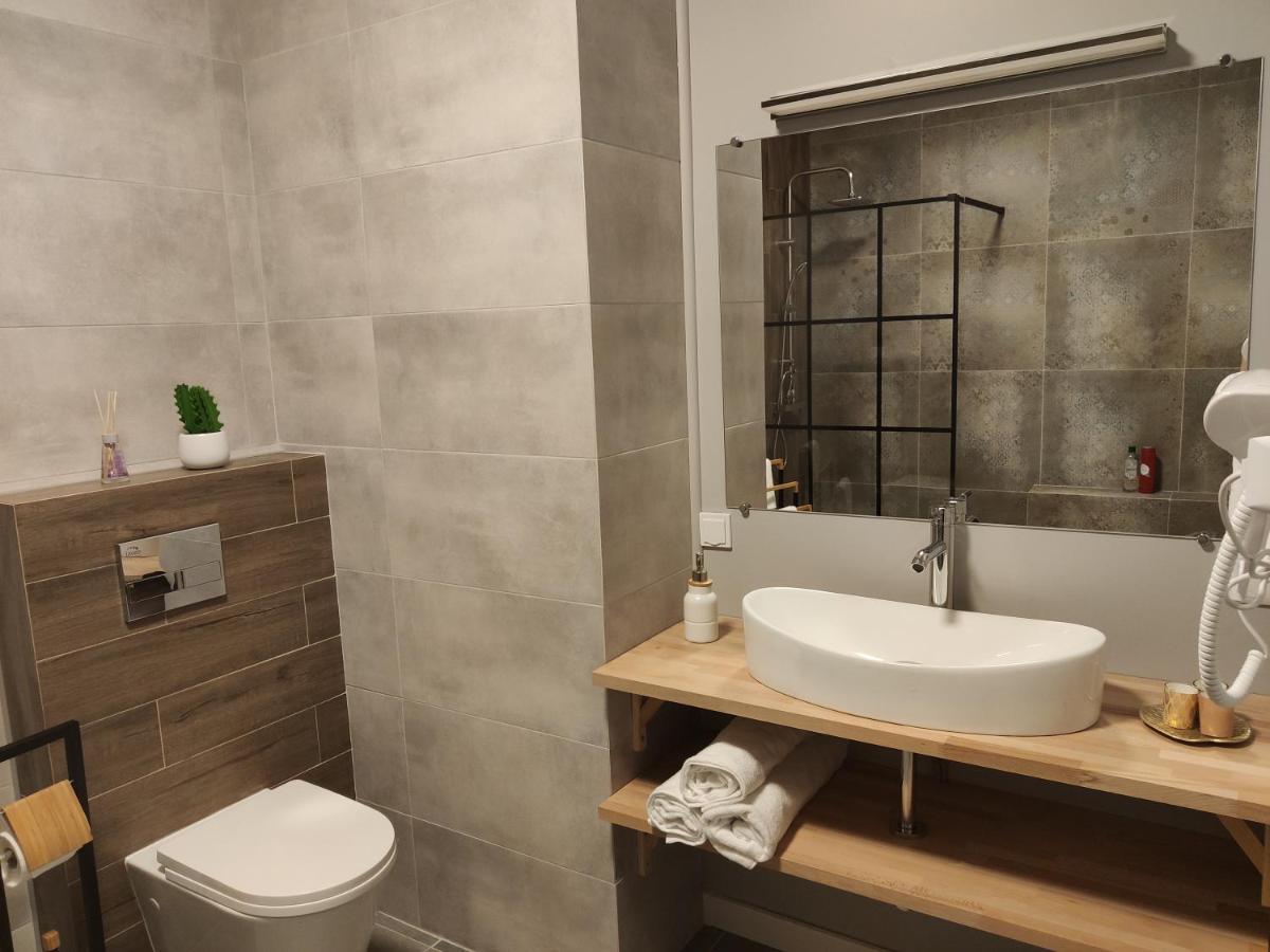 Apartament Milionova Apartment วูดช์ ภายนอก รูปภาพ