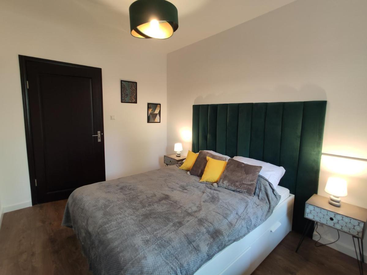 Apartament Milionova Apartment วูดช์ ภายนอก รูปภาพ