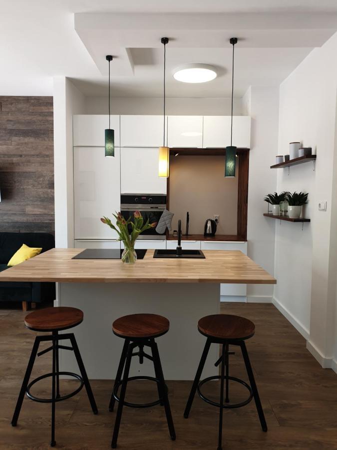 Apartament Milionova Apartment วูดช์ ภายนอก รูปภาพ