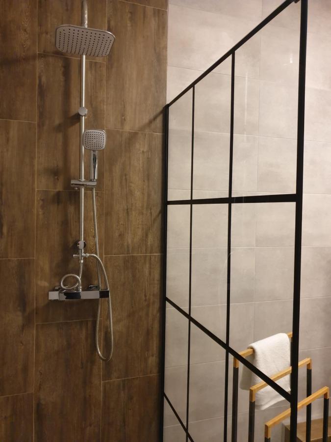 Apartament Milionova Apartment วูดช์ ภายนอก รูปภาพ