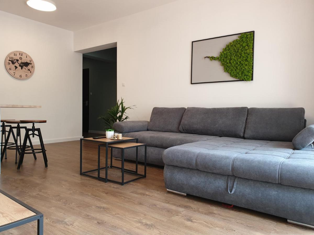 Apartament Milionova Apartment วูดช์ ภายนอก รูปภาพ
